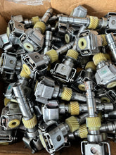 Load image into Gallery viewer, Toyota A130 A140 Transmission Governors WHOSALE 10 Pieces.