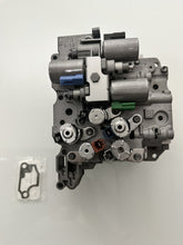 Load image into Gallery viewer, GM AW55-50SN Transmission Oil Pump &amp;nValve Body OEM NEW3
